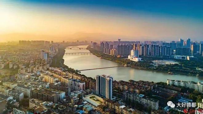 江西: 探寻地域魅力与人文风采的评论文章