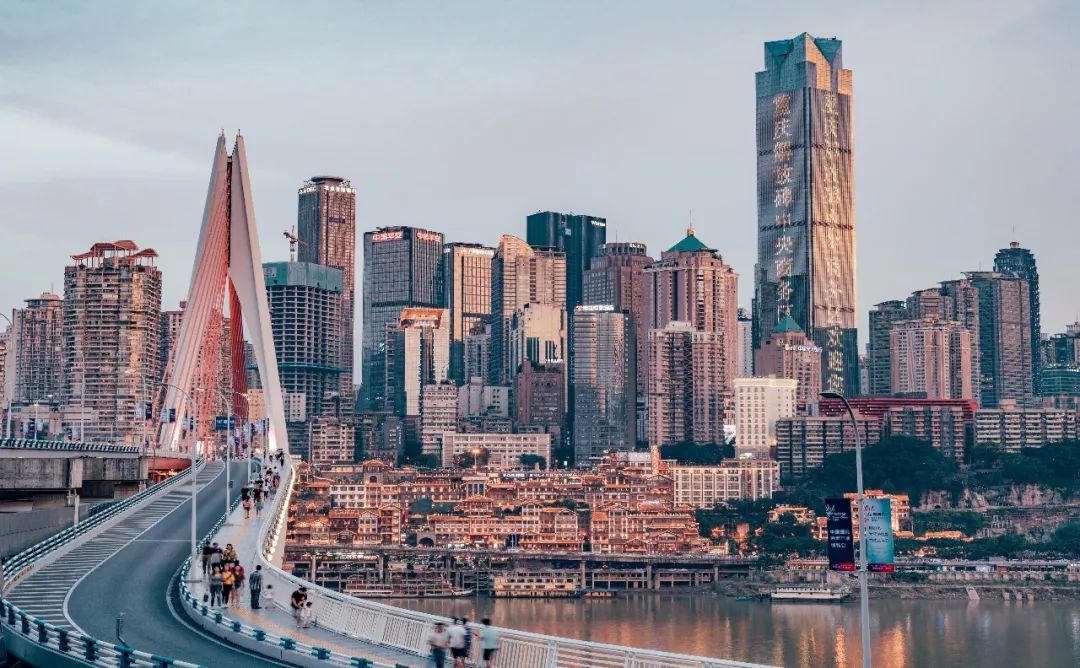 重庆，亲爱的听众朋友们之声